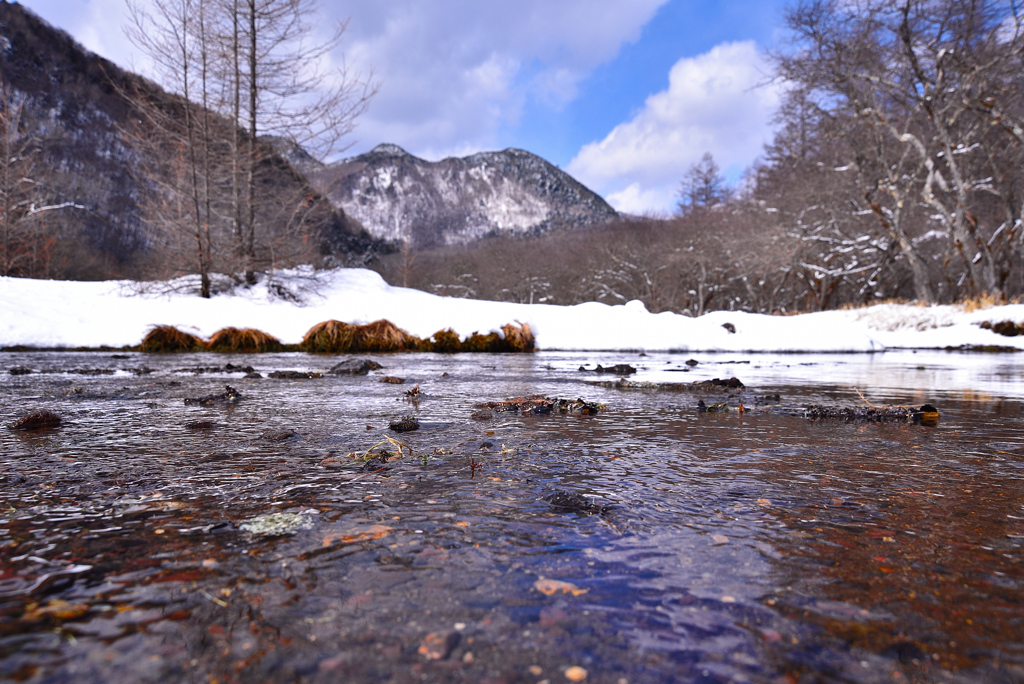 光徳沼の雪解け