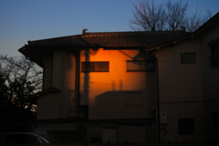 夕陽に染まる