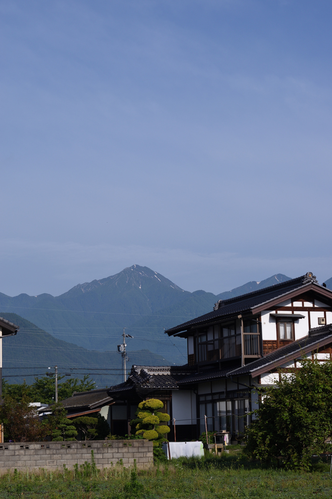 安曇野から眺める常念岳
