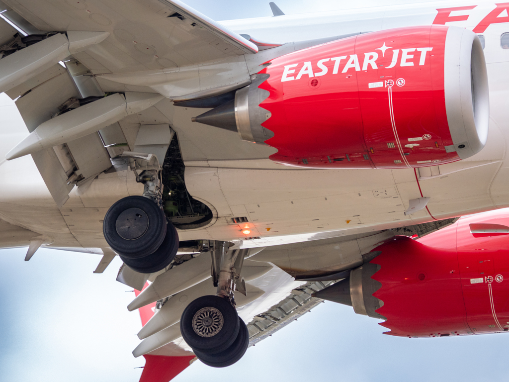 下から目線１　EASTAR　JET　B737