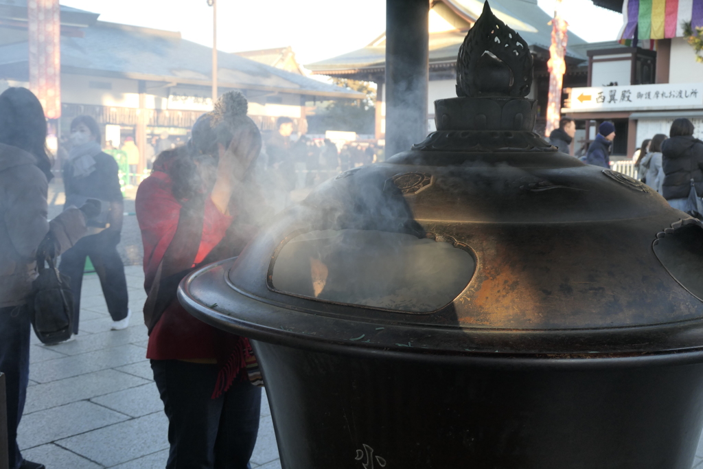 年始の願い　常香炉
