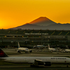 羽田の夕日と富士山と