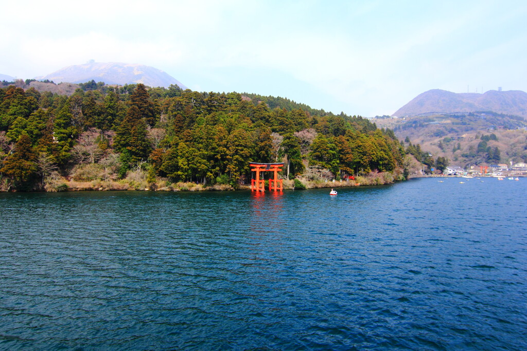 箱根神社 平和の鳥居