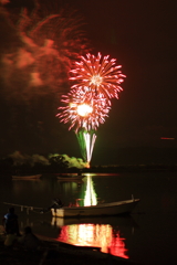 網走湖湖畔の花火 網走湖湖畔の花火
