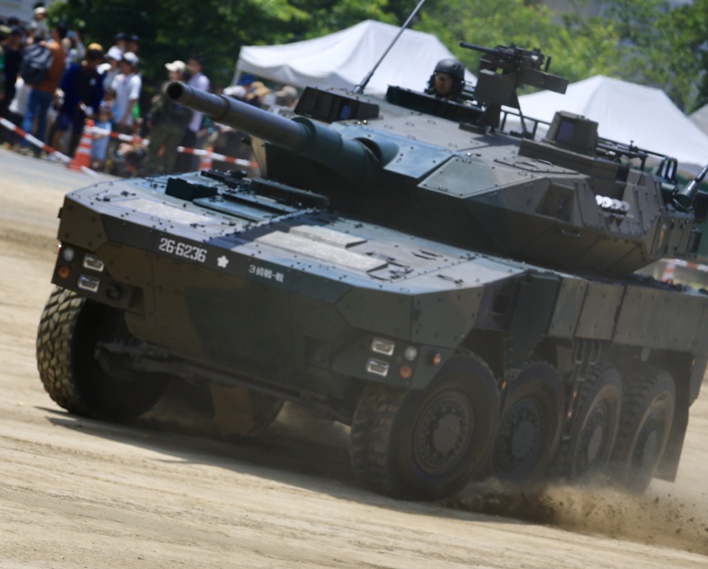 16式　駐屯地祭りにて