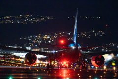 大阪国際空港　夜間離陸　ANA