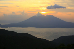 初秋の桜島夕暮れ