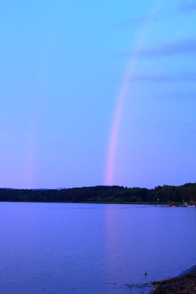 網走湖の虹