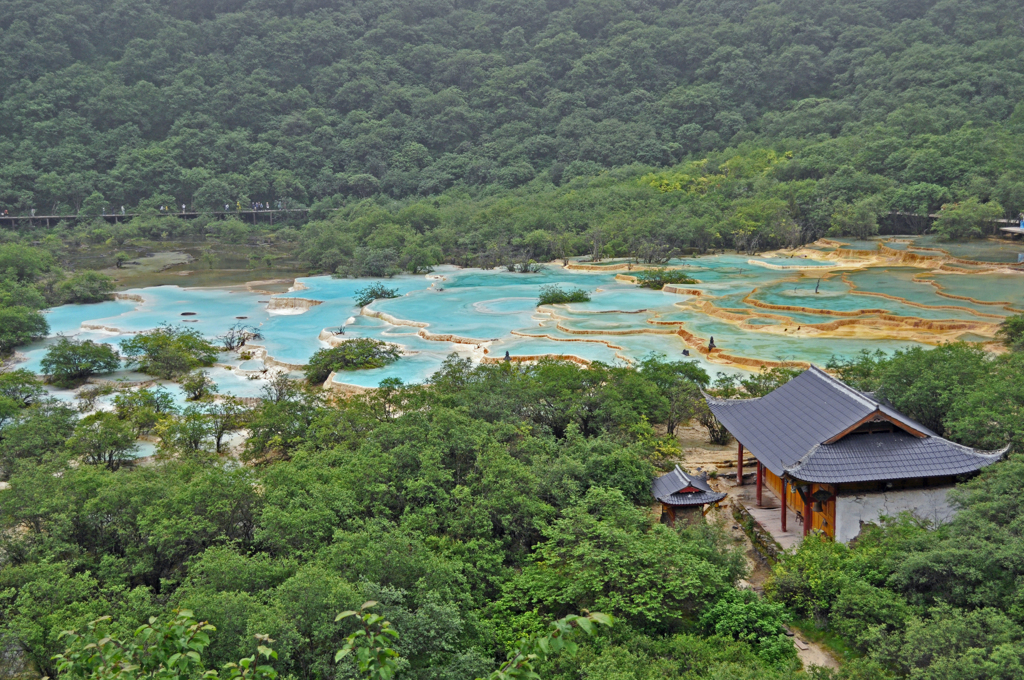 黄龍・五彩地(3556m)の絶景
