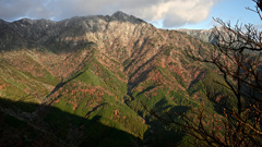 目指す鎌ヶ岳
