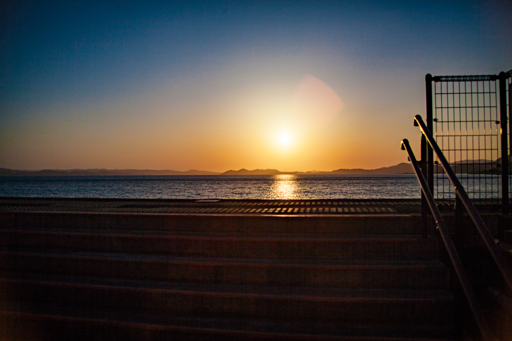 千綿駅の夕日