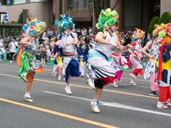 飛んで跳ねて