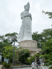 船岡平和観音像