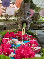 黄土山、黄金水の花手水
