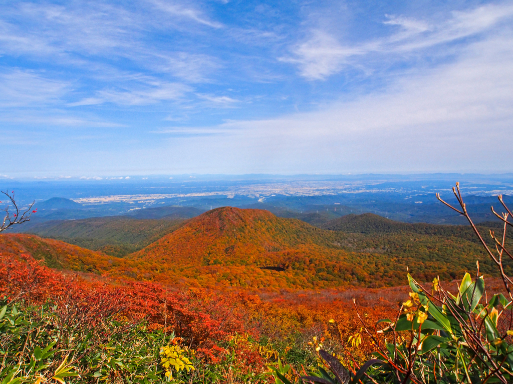 前船形山と青空