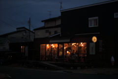 夕暮れの街角ー２