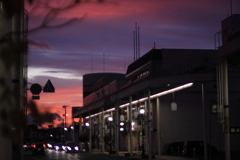 夕暮れの街角ー１