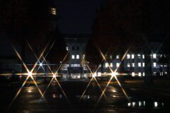 雨の町舎