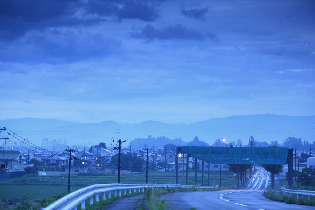 雨と雲の町
