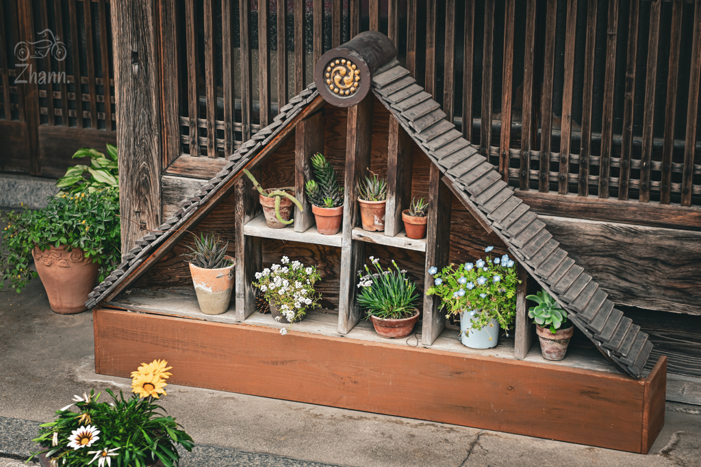 岡寺。小さいお家