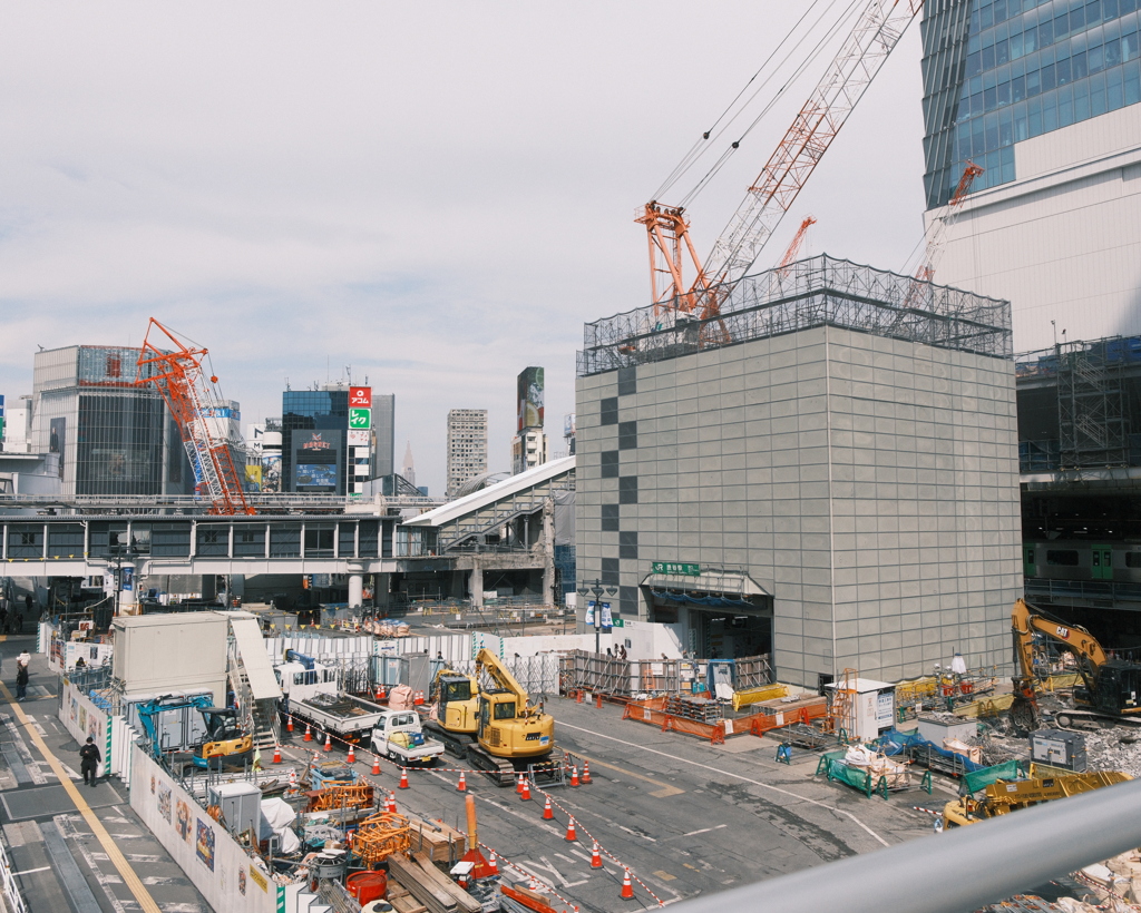 工事中のJR渋谷駅西口