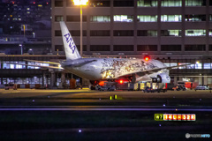 鬼滅の刃じぇっと参 ANA Boeing 777-200