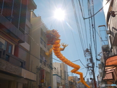 空に龍が