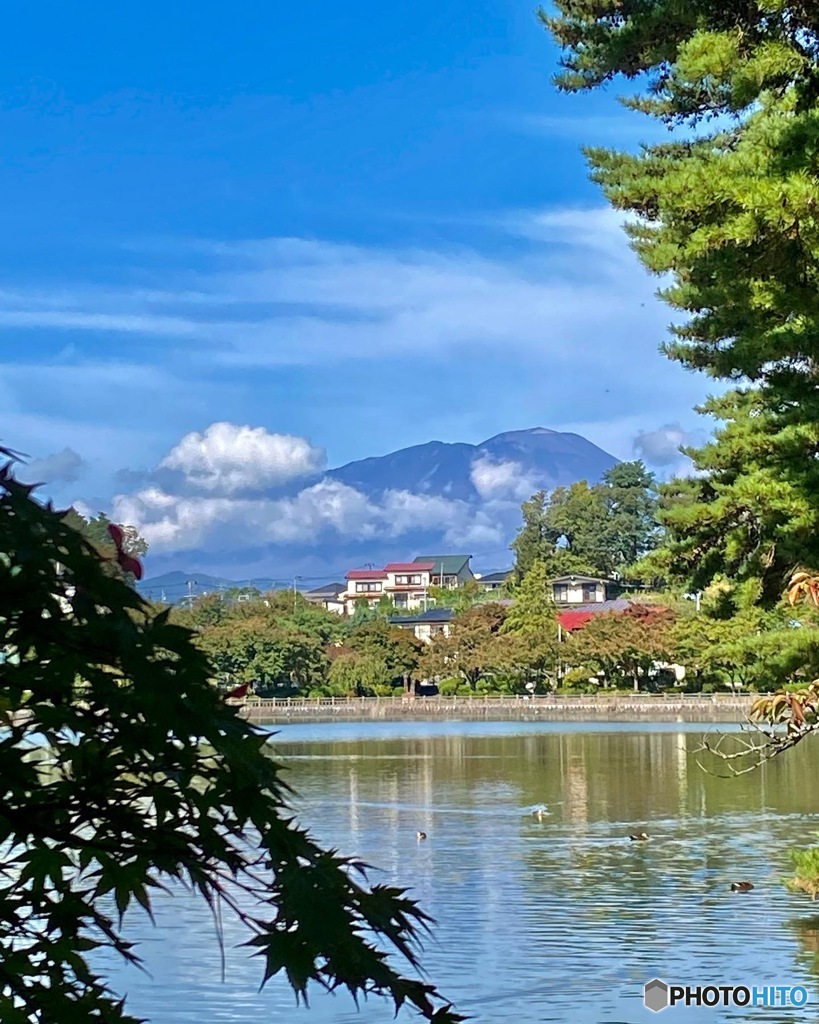 岩手山の見える池
