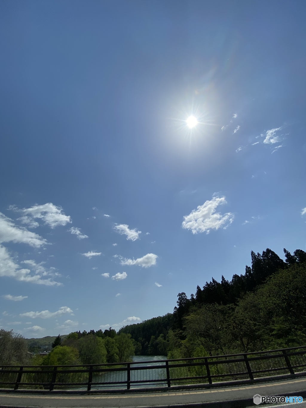 さんま橋と太陽