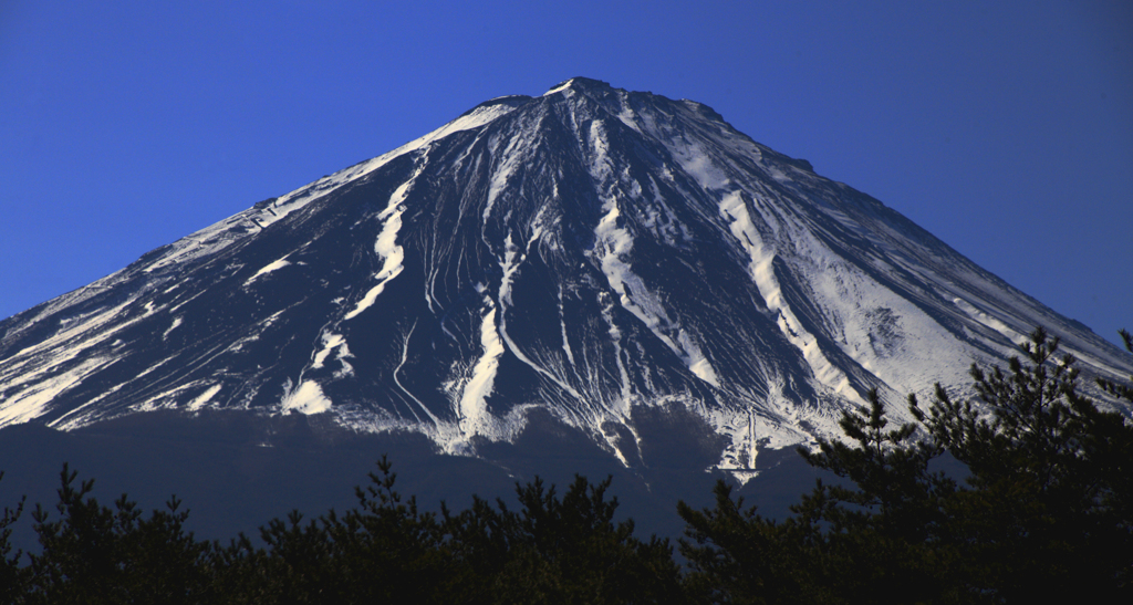 霊峰