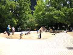 光が丘　夏の雲公園