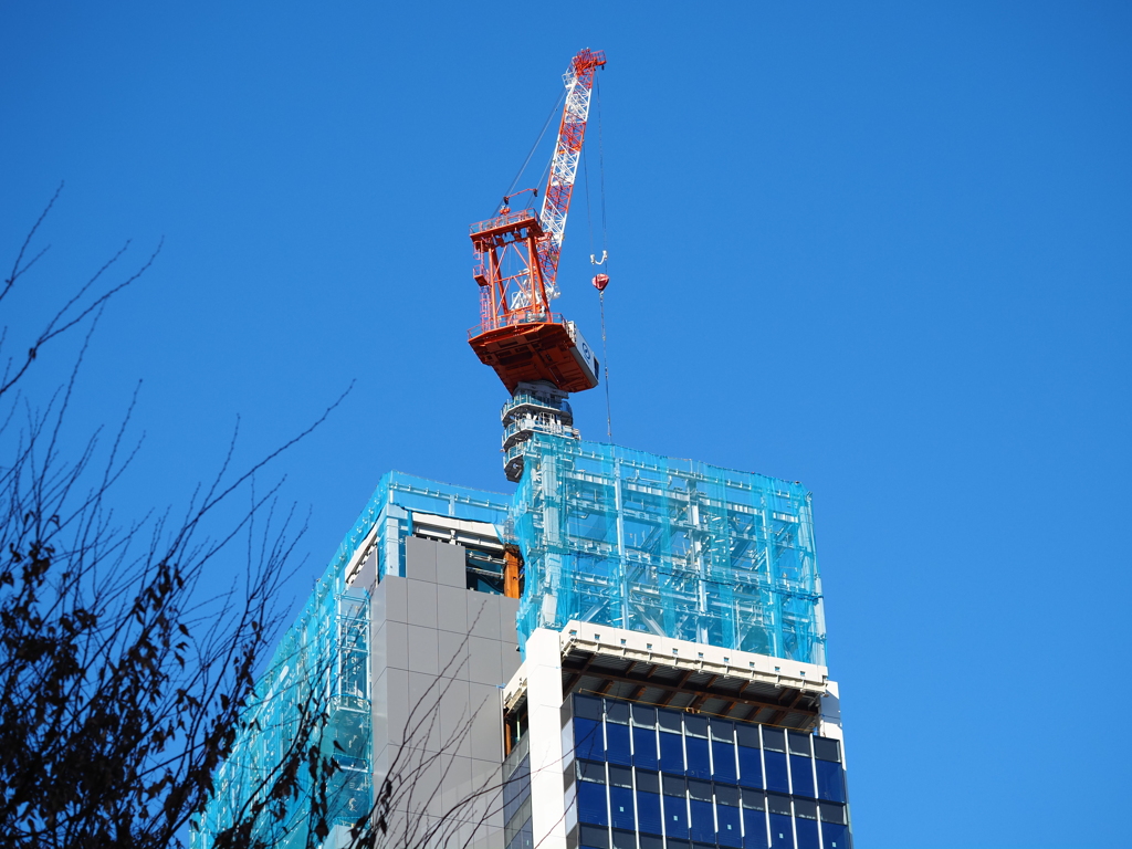 池袋の工事中のビル
