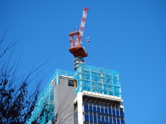 池袋の工事中のビル