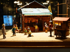 昭和レトロ　駄菓子屋ジオラマ