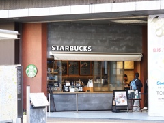 池袋のスタバ