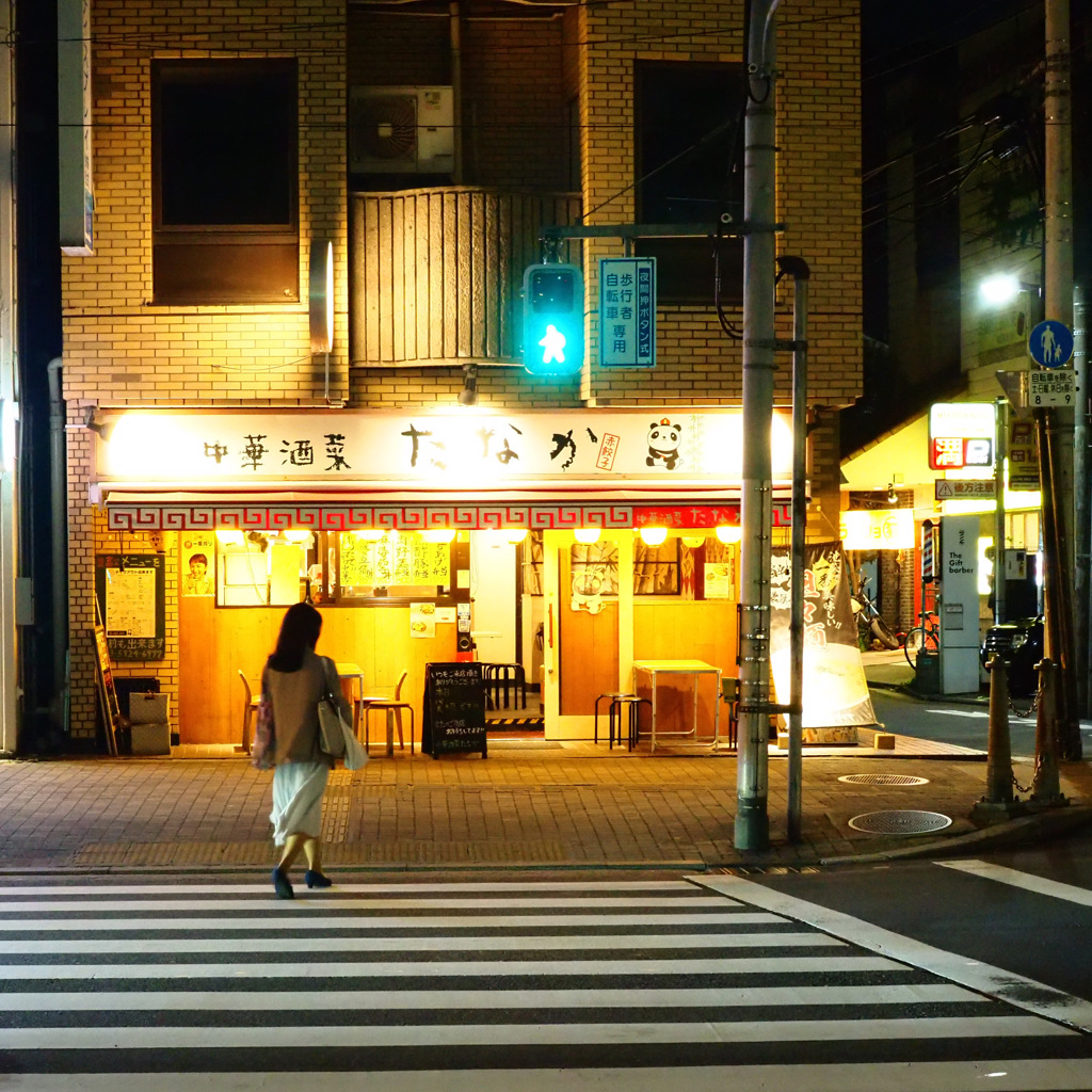 夜の横断歩道