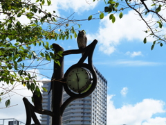 南池袋公園　フクロウ時計