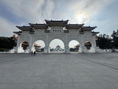 台湾紀行(自由広場と中正記念堂)