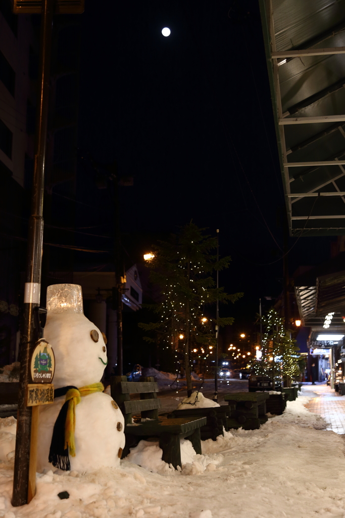 月明かりの町(阿寒町)