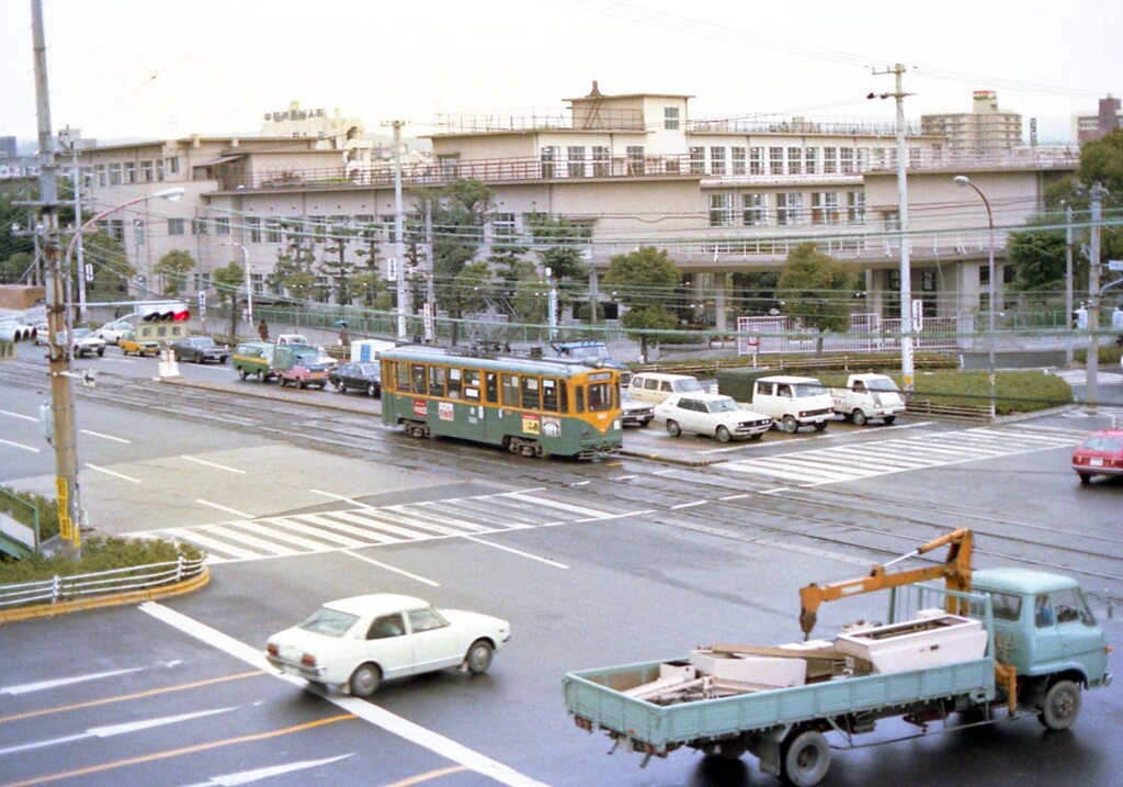 路面電車の走る街(鹿児島1979)