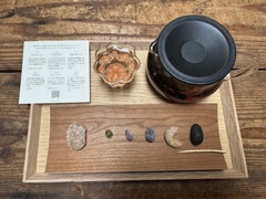 Tea time(甘納豆と黒豆茶)