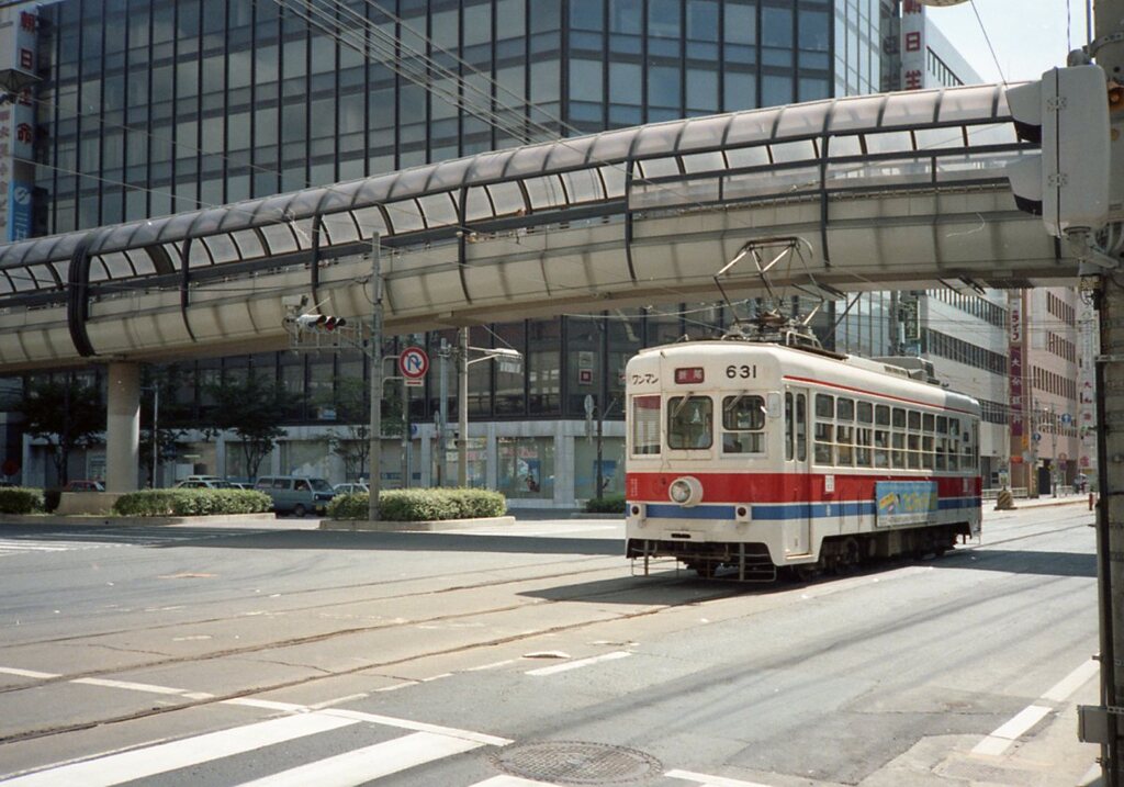 路面電車の走る街(小倉1987)
