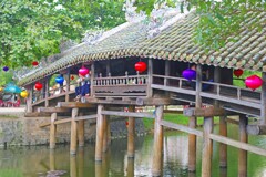 日本人橋(Hue)
