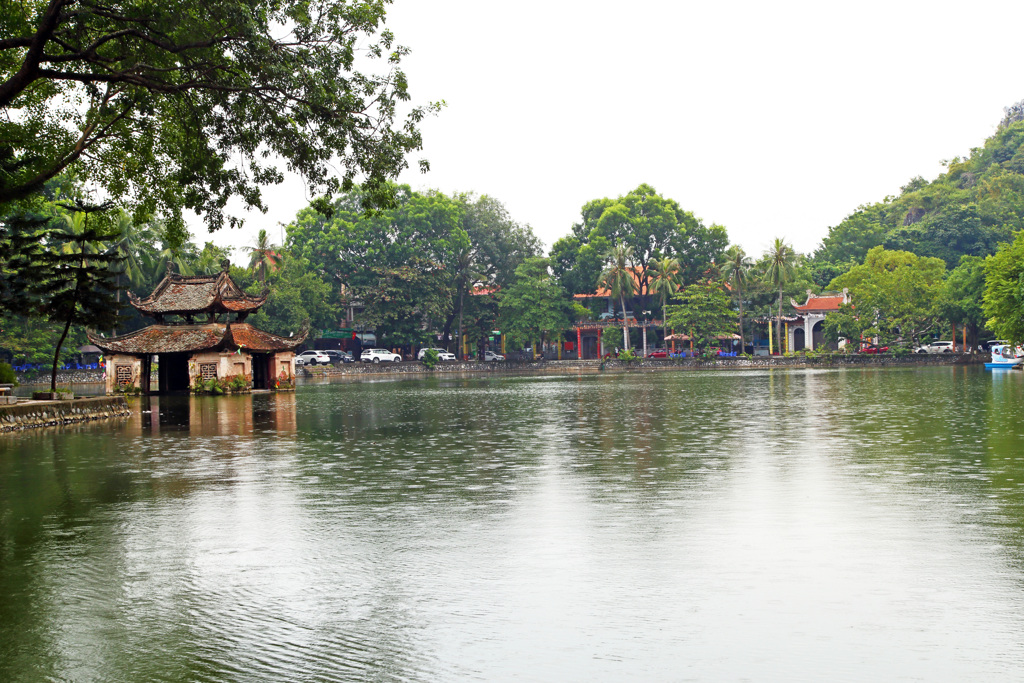 天福寺(水上人形劇発祥の地)