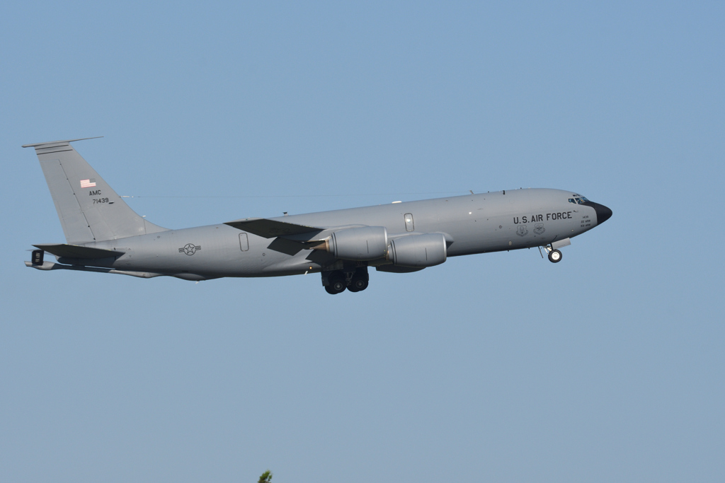 KC-135