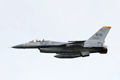 F-16