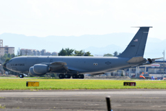 KC-135