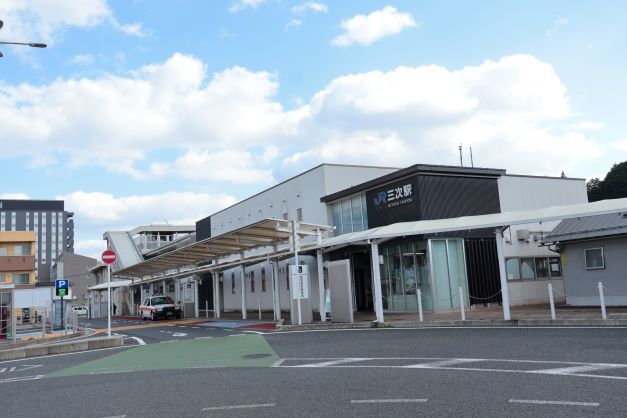 秋の尾関山公園とその周辺散歩