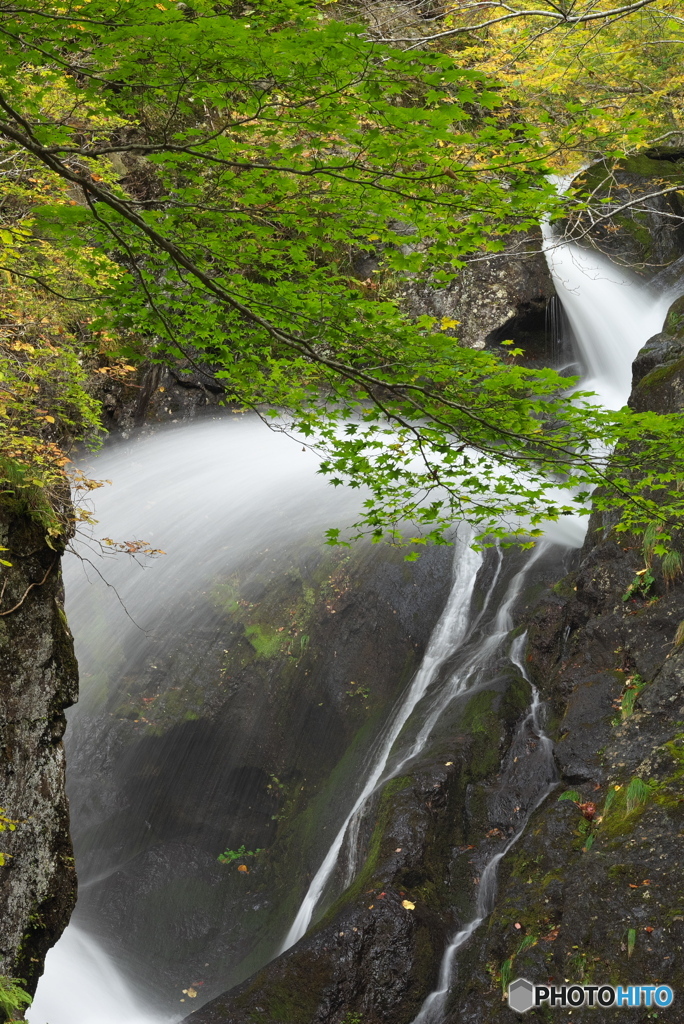 岩手県花巻市　折合沢七折の滝3
