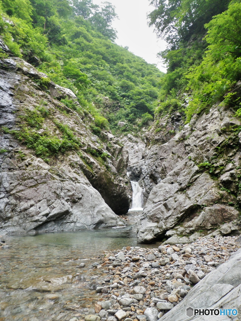 秋田県仙北市　生保内川ネジレの滝